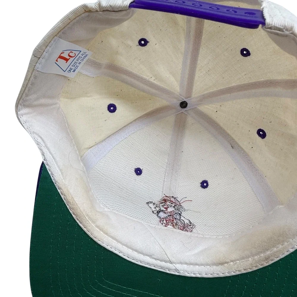 Vintage Bobs Big Boy‎ Snapback Hat Cream Purple Mascot Embroidered Cap TC